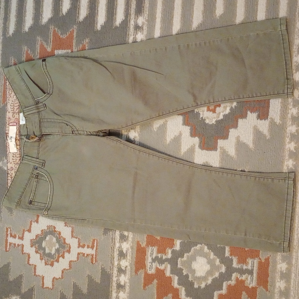 Levi's 542 cropped khakis - 10